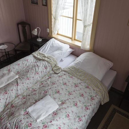 Einarshusid Guesthouse Bolungarvik Екстер'єр фото
